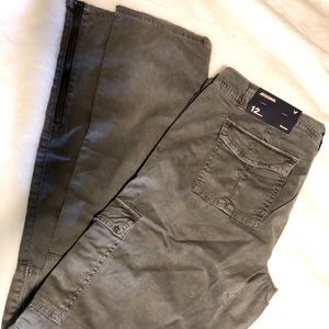American Eagle Outfitters Cargo Skinny Pants NWT